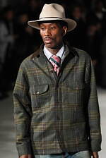 ジュンヤ ワタナベ マン 2025年秋冬コレクション - “自然の息吹を感じる”、フィルソンとコラボ｜写真49