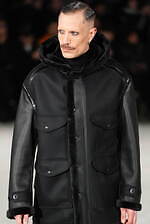 ジュンヤ ワタナベ マン 2025年秋冬コレクション - “自然の息吹を感じる”、フィルソンとコラボ｜写真85