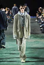 メゾン ミハラヤスヒロ 2025年秋冬コレクション - デフォルメが生みだすシルエット｜写真6