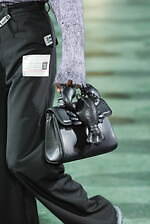 メゾン ミハラヤスヒロ 2025年秋冬コレクション - デフォルメが生みだすシルエット｜写真75