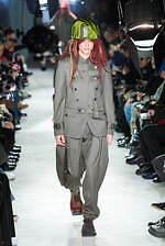 コム デ ギャルソン・オム プリュス 2025年秋冬コレクション - 砕かれた“断片”に探る希望｜写真7