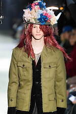 コム デ ギャルソン・オム プリュス 2025年秋冬コレクション - 砕かれた“断片”に探る希望｜写真10