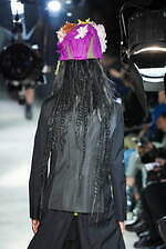 コム デ ギャルソン・オム プリュス 2025年秋冬コレクション - 砕かれた“断片”に探る希望｜写真25