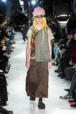 コム デ ギャルソン・オム プリュス 2025年秋冬コレクション - 砕かれた“断片”に探る希望｜写真44