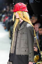 コム デ ギャルソン・オム プリュス 2025年秋冬コレクション - 砕かれた“断片”に探る希望｜写真51