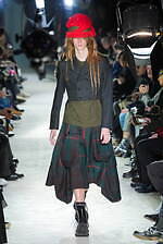 コム デ ギャルソン・オム プリュス 2025年秋冬コレクション - 砕かれた“断片”に探る希望｜写真59