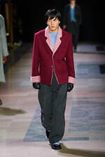 ケンゾー 2025年秋冬メンズコレクション - “東京からパリへ”列車での旅｜写真9