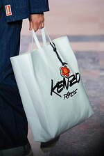 ケンゾー 2025年秋冬メンズコレクション - “東京からパリへ”列車での旅｜写真27