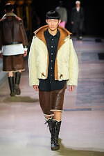 ケンゾー 2025年秋冬メンズコレクション - “東京からパリへ”列車での旅｜写真35