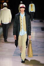 ケンゾー 2025年秋冬メンズコレクション - “東京からパリへ”列車での旅｜写真46