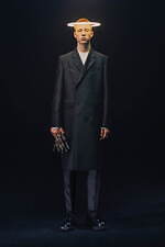 アンダーカバーの2025年秋冬メンズコレクション - 退廃と洗練に交わる架空のフォークロア｜写真1