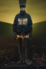 アンダーカバーの2025年秋冬メンズコレクション - 退廃と洗練に交わる架空のフォークロア｜写真14