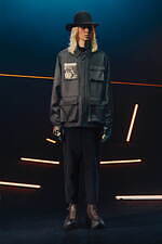 アンダーカバーの2025年秋冬メンズコレクション - 退廃と洗練に交わる架空のフォークロア｜写真28