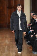 ホワイトマウンテニアリング 2025年秋冬コレクション - 機能主義が引き立てる温もり｜写真54