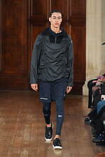 ホワイトマウンテニアリング 2025年秋冬コレクション - 機能主義が引き立てる温もり｜写真55