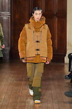 ホワイトマウンテニアリング 2025年秋冬コレクション - 機能主義が引き立てる温もり｜写真65