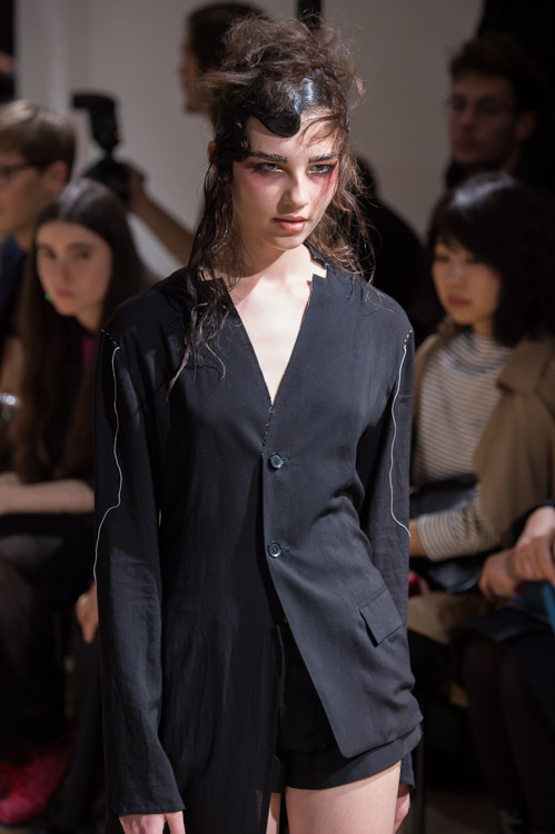 ヨウジヤマモト(Yohji Yamamoto) 2015年春夏ウィメンズコレクション  - 写真22