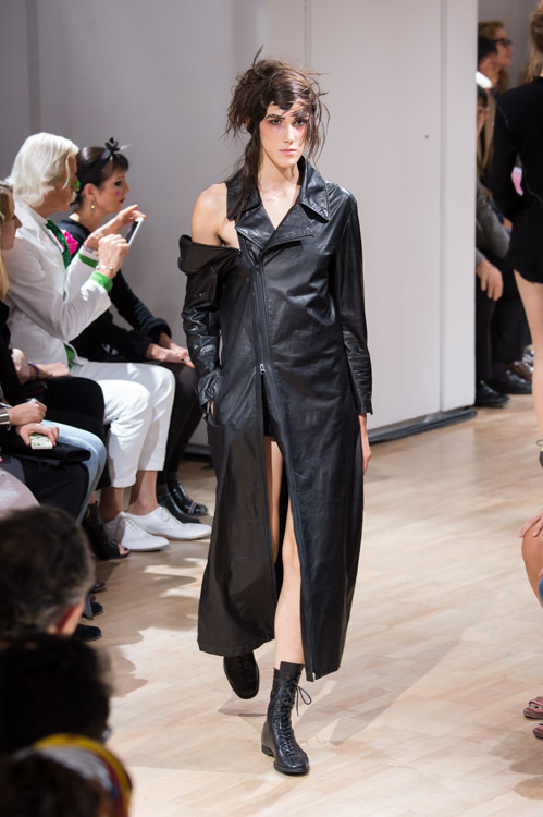 ヨウジヤマモト(Yohji Yamamoto) 2015年春夏ウィメンズコレクション  - 写真54