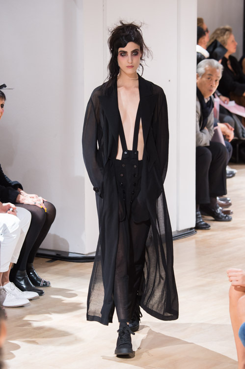 ヨウジヤマモト(Yohji Yamamoto) 2015年春夏ウィメンズコレクション  - 写真89