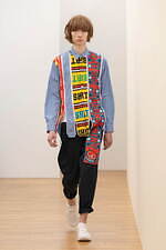 コム デ ギャルソン・シャツ 2025年秋冬コレクション - 色彩のリズム、大胆なデフォルメ｜写真11