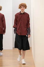 コム デ ギャルソン・シャツ 2025年秋冬コレクション - 色彩のリズム、大胆なデフォルメ｜写真20