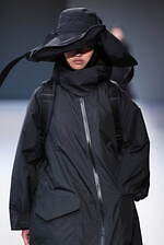 Y-3 2025年秋冬コレクション - 都会的な洗練とスポーティさの交錯｜写真6