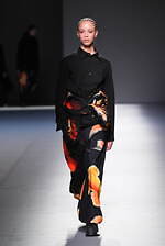 Y-3 2025年秋冬コレクション - 都会的な洗練とスポーティさの交錯｜写真11