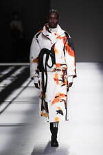 Y-3 2025年秋冬コレクション - 都会的な洗練とスポーティさの交錯｜写真13