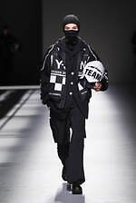 Y-3 2025年秋冬コレクション - 都会的な洗練とスポーティさの交錯｜写真27