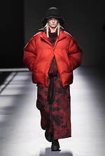 Y-3 2025年秋冬コレクション - 都会的な洗練とスポーティさの交錯｜写真37