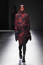 Y-3 2025年秋冬コレクション - 都会的な洗練とスポーティさの交錯｜写真40