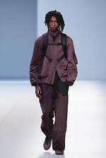 Y-3 2025年秋冬コレクション - 都会的な洗練とスポーティさの交錯｜写真42