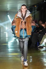 カラー 2025年秋冬コレクション - “層と質感の交響”デザイナー・阿部潤一によるラストシーズン｜写真8