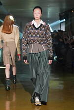 カラー 2025年秋冬コレクション - “層と質感の交響”デザイナー・阿部潤一によるラストシーズン｜写真35