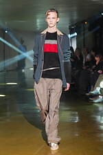 カラー 2025年秋冬コレクション - “層と質感の交響”デザイナー・阿部潤一によるラストシーズン｜写真43