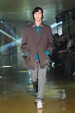 カラー 2025年秋冬コレクション - “層と質感の交響”デザイナー・阿部潤一によるラストシーズン｜写真53