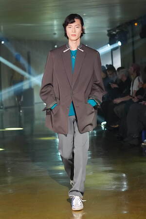 カラー(kolor) 2025-26年秋冬ウィメンズ&メンズコレクション  - 写真53