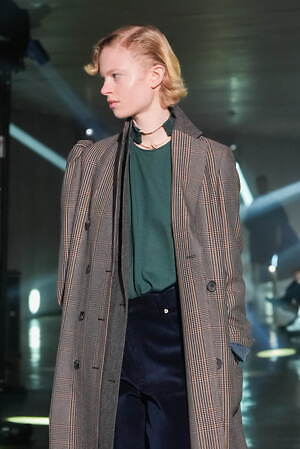 カラー(kolor) 2025-26年秋冬ウィメンズ&メンズコレクション  - 写真98