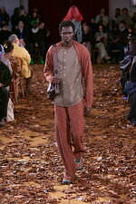 キコ・コスタディノフ 2025年秋冬メンズコレクション - 存在を取り巻くものと有機的な造形｜写真20