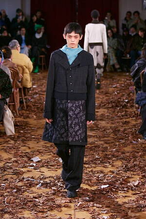 キコ・コスタディノフ 2025年秋冬メンズコレクション - 存在を取り巻くものと有機的な造形｜写真33