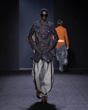 ジュン・ジー(JUUN.J) 2025-26年秋冬ウィメンズ&メンズコレクション  - 写真9