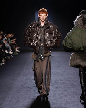 ジュン・ジー(JUUN.J) 2025-26年秋冬ウィメンズ&メンズコレクション  - 写真21