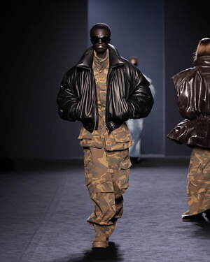 ジュン・ジー(JUUN.J) 2025-26年秋冬ウィメンズ&メンズコレクション  - 写真31