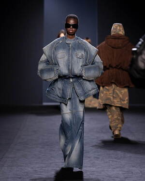 ジュン・ジー(JUUN.J) 2025-26年秋冬ウィメンズ&メンズコレクション  - 写真32