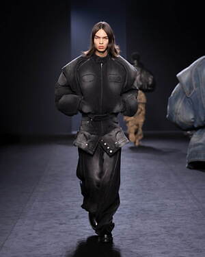 ジュン・ジー(JUUN.J) 2025-26年秋冬ウィメンズ&メンズコレクション  - 写真33