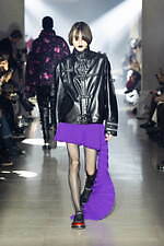 ダブレット 2025年秋冬コレクション - 毒をもって毒を制す、“欠陥”の価値転換｜写真13