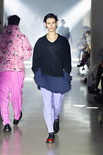 ダブレット 2025年秋冬コレクション - 毒をもって毒を制す、“欠陥”の価値転換｜写真19