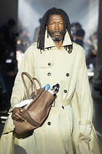 ダブレット 2025年秋冬コレクション - 毒をもって毒を制す、“欠陥”の価値転換｜写真77