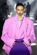 ダブレット 2025年秋冬コレクション - 毒をもって毒を制す、“欠陥”の価値転換｜写真79