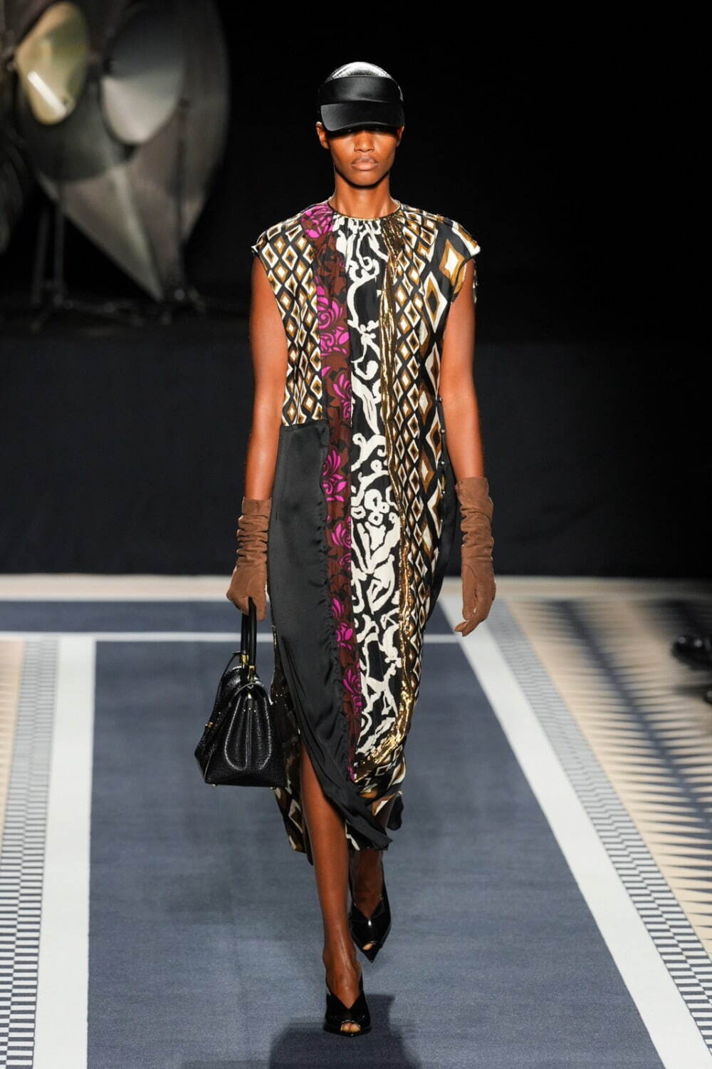ランバン(LANVIN) 2025-26年秋冬ウィメンズ&メンズコレクション